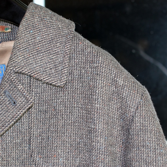 Pendleton Classic Wool Coat With Chestnut Buttons - Picture 8 of 8